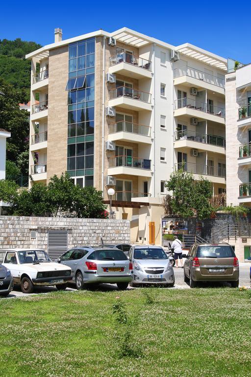 Sarap Apartments Μπούντβα Εξωτερικό φωτογραφία