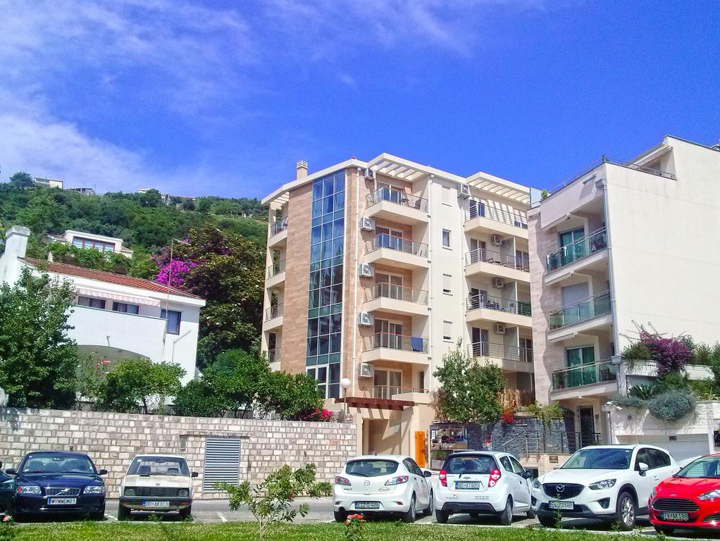 Sarap Apartments Μπούντβα Εξωτερικό φωτογραφία